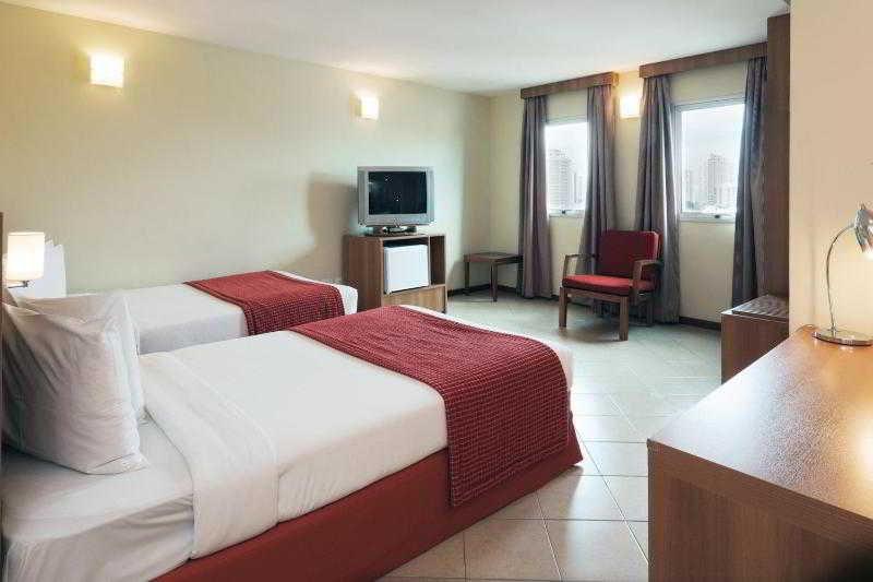 Holiday Inn Express Avenida Sumare São Paulo Habitación foto